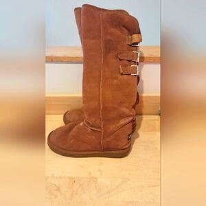 Ukala Knee High Boot Boots with Buckles & Suede Shearling lined Size 8 ugg uggs